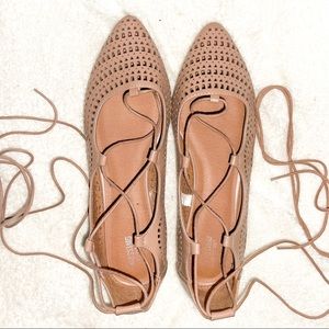 Mossimo tie cut out out flats